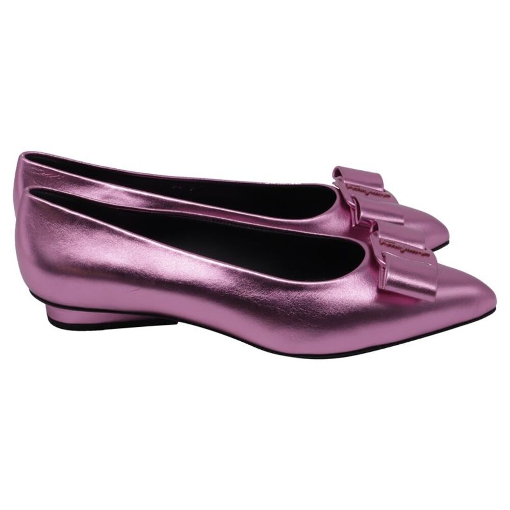 Salvatore Ferragamo Viva Bow-Detailed Ballet Flats in Metallic Pink Calf Leather